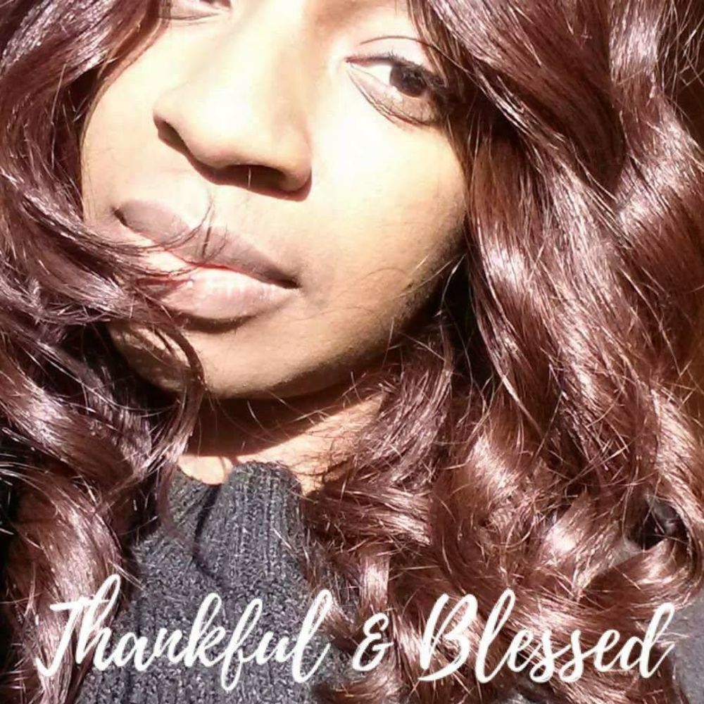 Meet your Posher, Deanie